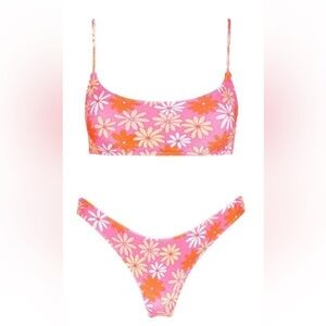 Triangl Mica velvet bikini top and bottom. Size Medium.